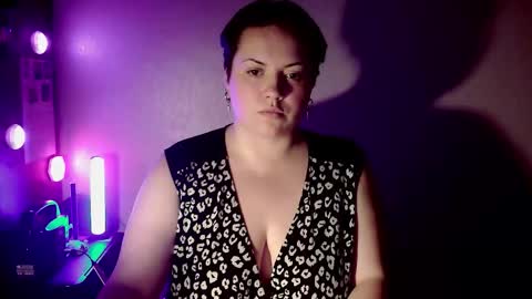 BlackkVelvet online show from February 21, 10:33 pm