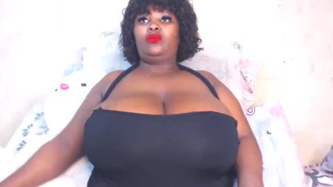 Snapshot of blackladyqx82 chatting on May 4, 10:44 am blackladyqx82 online show from May 4, 10:44 am