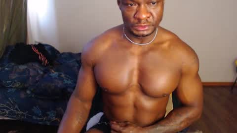 Snapshot of blackmusclegym chatting on February 8, 12:28 pm blackmusclegym online show from February 8, 12:28 pm