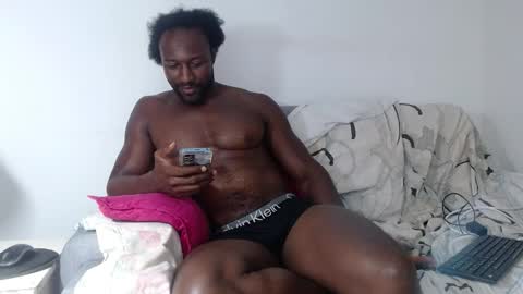 Twtter 1MikeBeckford            Onlyfns beckfordmike online show from February 7, 5:11 am