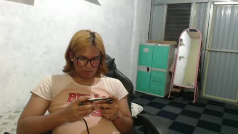 Snapshot of blackpinayts chatting on July 28, 8:52 pm Ellez online show from July 28, 8:52 pm