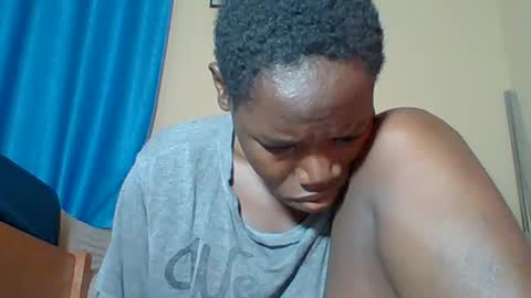 Snapshot of blacksexygal chatting on July 9, 7:07 pm SARAH online show from July 9, 7:07 pm