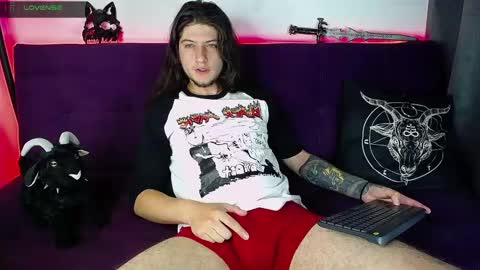 Snapshot of blackwolf_6 chatting on February 26, 7:05 pm Dave online show from February 26, 7:05 pm