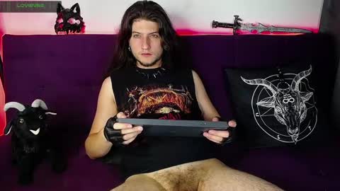 Snapshot of blackwolf_6 chatting on March 2, 1:04 am Dave online show from March 2, 1:04 am