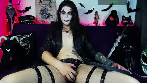 Snapshot of blackwolf_6 chatting on October 3, 5:43 pm Dave online show from October 3, 5:43 pm