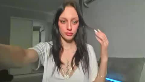 Ivy online show from October 21, 11:22 am