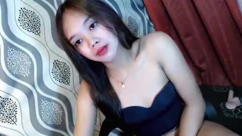 Snapshot of blacky_luna chatting on December 15, 8:04 pm sweetyluna online show from December 15, 8:04 pm