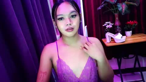 Snapshot of blacky_luna chatting on May 19, 9:21 pm sweetyluna online show from May 19, 9:21 pm
