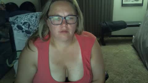 Snapshot of bladesizzo3111 chatting on September 19, 7:21 am bladesizzo3111 online show from September 19, 7:21 am