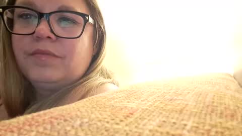bladesizzo3111 online show from May 29, 4:43 am