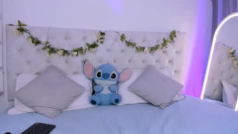 Snapshot of blair_queen chatting on October 8, 11:13 pm online show from October 8, 11:13 pm