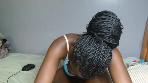 Snapshot of blair_sue chatting on July 11, 1:08 am love online show from July 11, 1:08 am