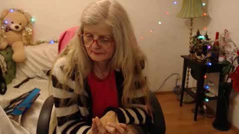 Snapshot of blairfort chatting on December 14, 5:25 pm blairfort online show from December 14, 5:25 pm