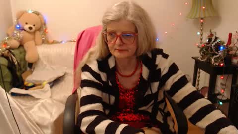 Snapshot of blairfort chatting on December 17, 11:59 pm blairfort online show from December 17, 11:59 pm