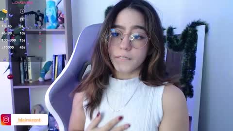   online show from December 11, 12:23 pm