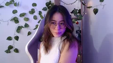   online show from February 6, 11:54 am