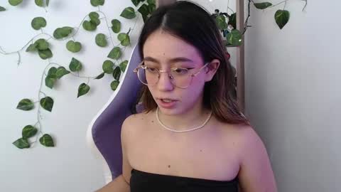   online show from February 10, 6:24 pm