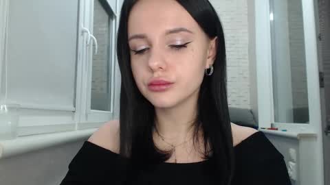 Snapshot of blairyates chatting on October 31, 10:22 pm BlairYates online show from October 31, 10:22 pm