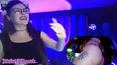 Snapshot of blaizebunny chatting on February 27, 10:26 am BlaizeyBBy online show from February 27, 10:26 am