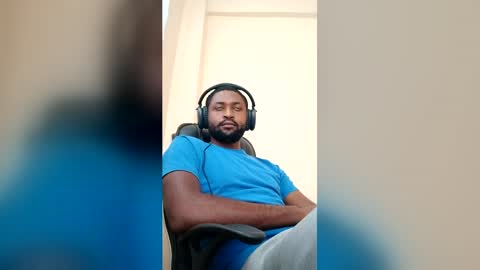 blakchiise online show from May 28, 4:43 am