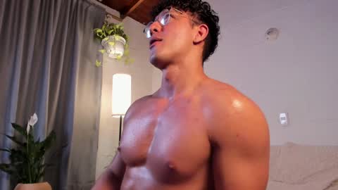 Blake Levi  Independent Model online show from January 9, 5:44 am