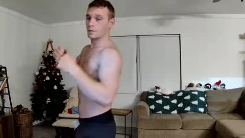 Snapshot of blakeandskylar chatting on December 13, 11:17 pm BlakeAndSkylar online show from December 13, 11:17 pm