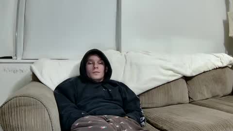 Snapshot of blakeandskylar chatting on January 5, 7:38 am BlakeAndSkylar online show from January 5, 7:38 am