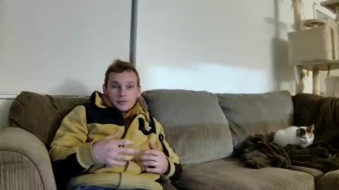 Snapshot of blakeandskylar chatting on January 9, 4:08 am BlakeAndSkylar online show from January 9, 4:08 am