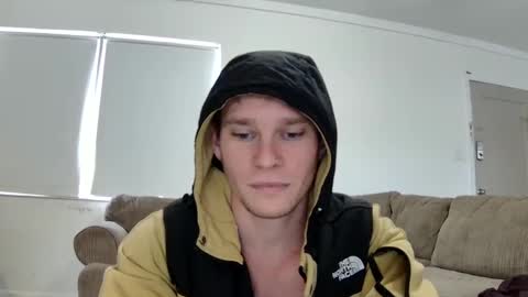 Snapshot of blakeandskylar chatting on January 22, 6:41 pm BlakeAndSkylar online show from January 22, 6:41 pm