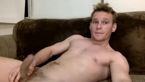 Snapshot of blakeandskylar chatting on February 28, 7:05 am BlakeAndSkylar online show from February 28, 7:05 am