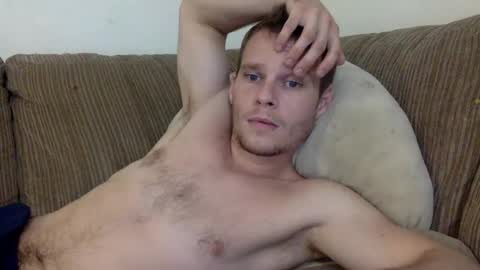 Snapshot of blakeandskylar chatting on October 6, 8:17 pm BlakeAndSkylar online show from October 6, 8:17 pm