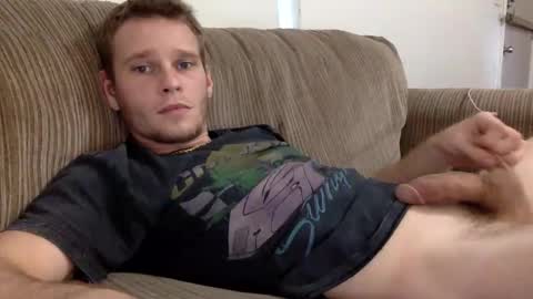 Snapshot of blakeandskylar chatting on October 14, 10:10 pm BlakeAndSkylar online show from October 14, 10:10 pm