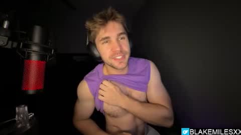 Snapshot of blakemiles2 chatting on July 13, 2:14 am Blake Miles online show from July 13, 2:14 am