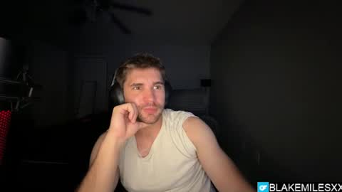 Snapshot of blakemiles2 chatting on August 3, 2:21 am Blake Miles online show from August 3, 2:21 am