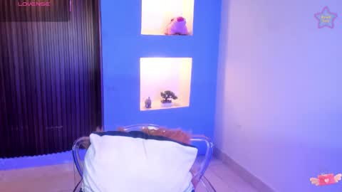 MILLERR GILSON online show from February 14, 6:48 pm