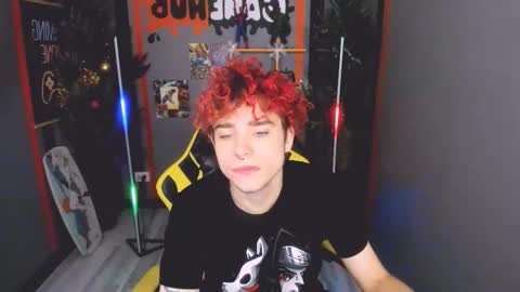 Snapshot of blalz_vok chatting on December 13, 9:31 pm Blaiz online show from December 13, 9:31 pm