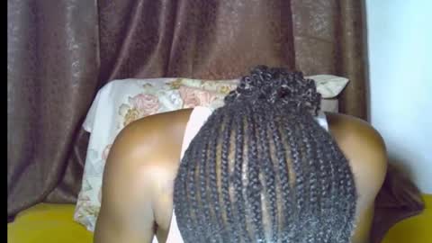 nikky00 online show from November 12, 9:10 am