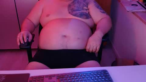 Snapshot of blase_hase12 chatting on April 2, 8:39 pm Blase Hase12 online show from April 2, 8:39 pm