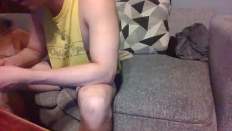Snapshot of blaw_1321 chatting on May 3, 6:14 pm blaw_1321 online show from May 3, 6:14 pm