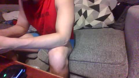 Snapshot of blaw_1321 chatting on May 9, 7:41 pm blaw_1321 online show from May 9, 7:41 pm
