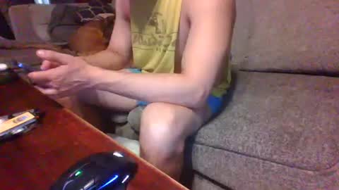 Snapshot of blaw_1321 chatting on June 13, 5:11 pm blaw_1321 online show from June 13, 5:11 pm