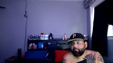 Snapshot of blaze2472 chatting on June 23, 4:05 pm blaze2472 online show from June 23, 4:05 pm