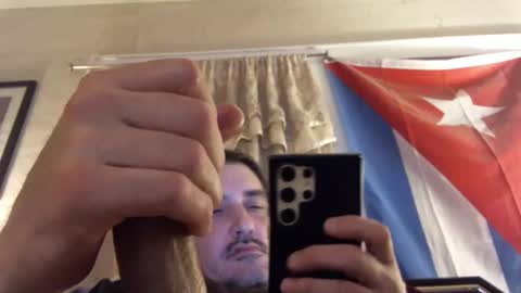 Snapshot of blazinawin chatting on January 31, 4:25 am FreshCut online show from January 31, 4:25 am