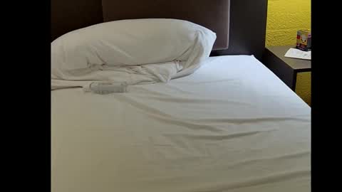 Snapshot of blazinghoney chatting on November 2, 12:24 am Honey online show from November 2, 12:24 am