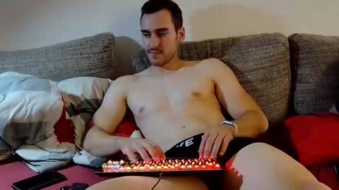 Snapshot of blazinghoney chatting on November 4, 3:55 pm Honey online show from November 4, 3:55 pm