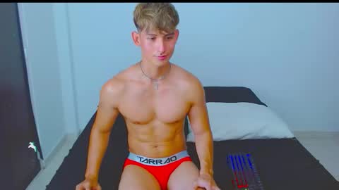 Snapshot of bleach_tiago chatting on March 2, 9:54 pm bleach tiago online show from March 2, 9:54 pm