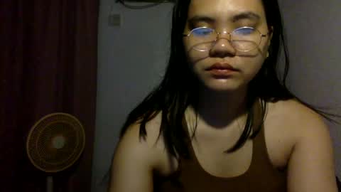 Snapshot of blessed774346 chatting on June 11, 6:50 pm blessed774346 online show from June 11, 6:50 pm