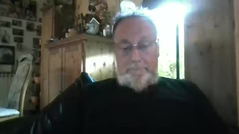 Snapshot of blindsurfer780299 chatting on September 24, 4:21 pm blindsurfer780299 online show from September 24, 4:21 pm