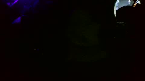 Snapshot of blindsurfer780299 chatting on October 29, 6:53 pm blindsurfer780299 online show from October 29, 6:53 pm