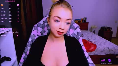 Nicole online show from November 26, 2:45 am